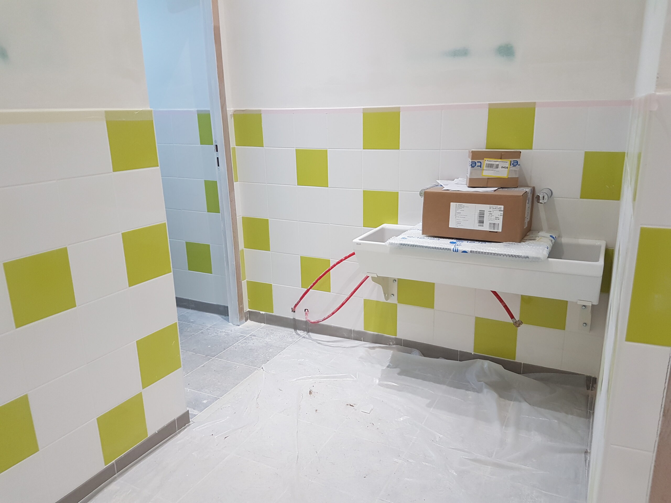 23 Pose appareil sanitaires et enduit